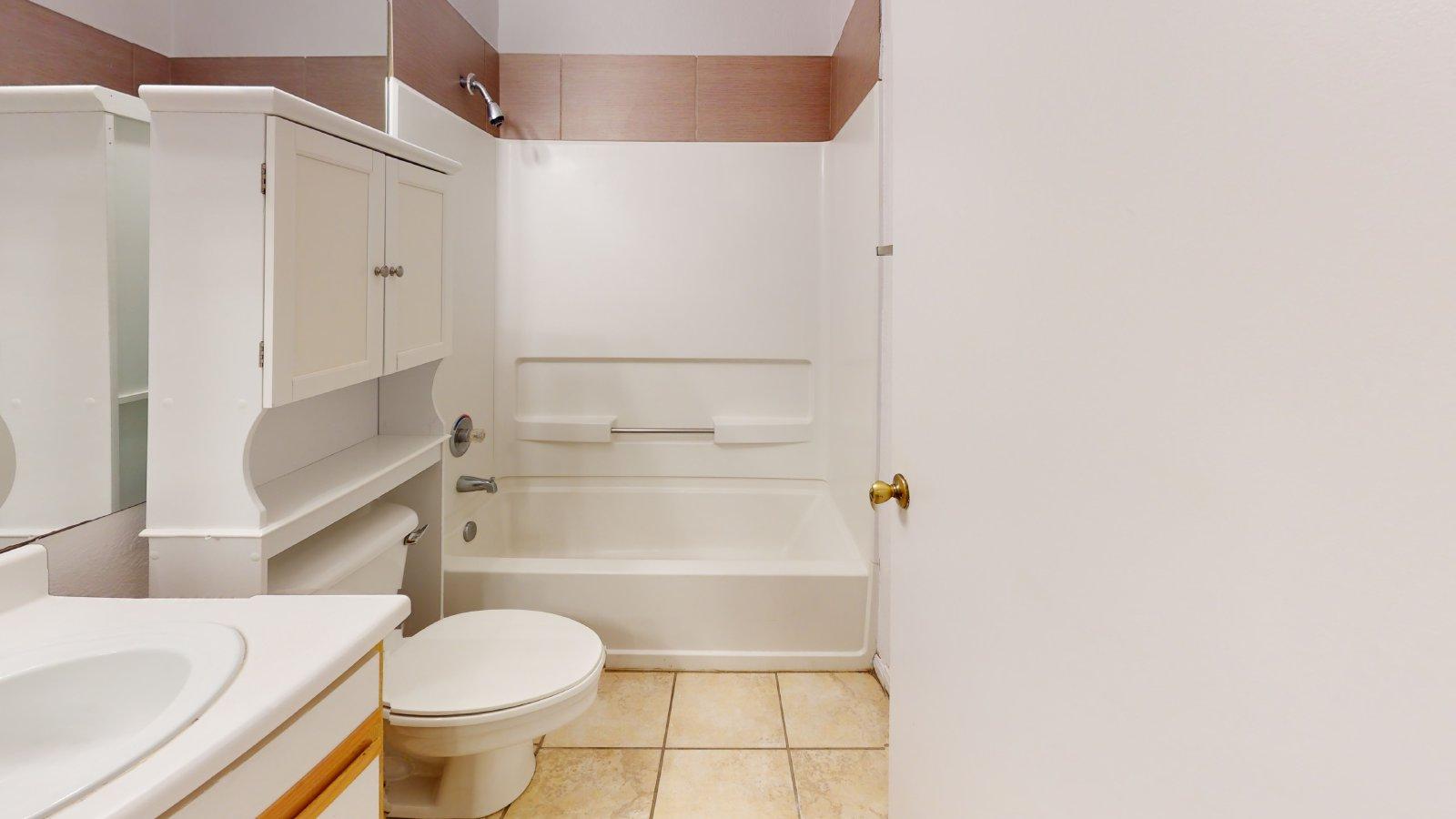 Suite C property image